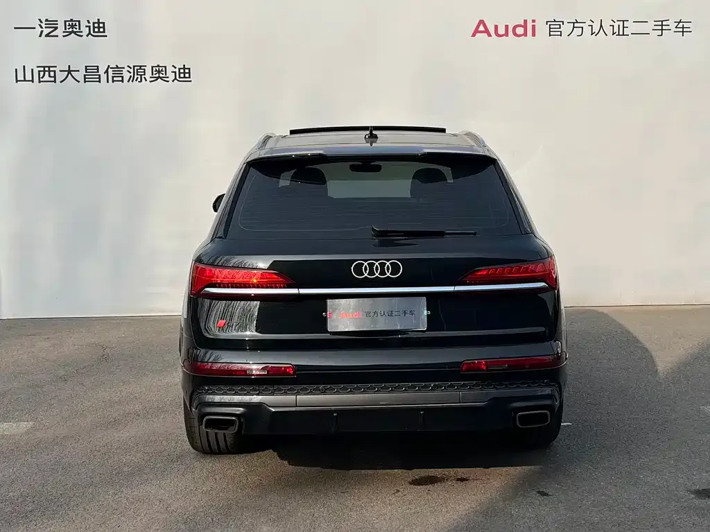 Audi Q7 — фото 7