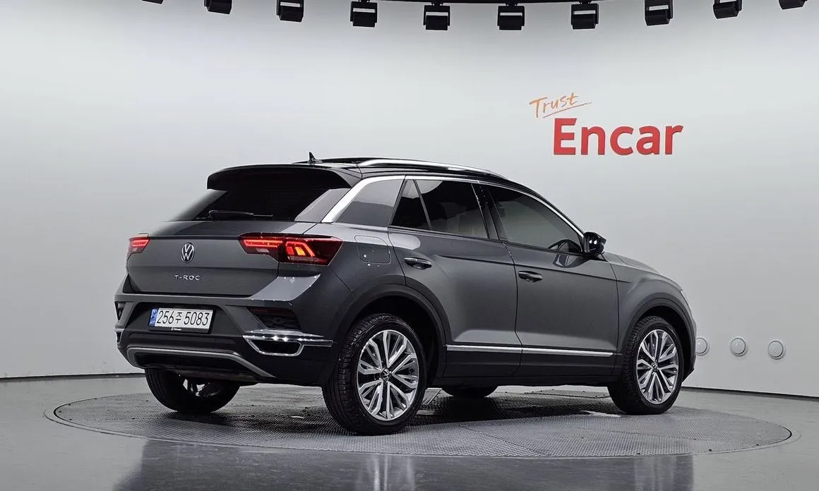 Volkswagen T-Roc — фото 3