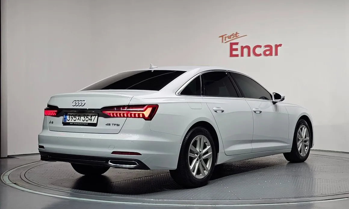 Audi A6 — фото 9