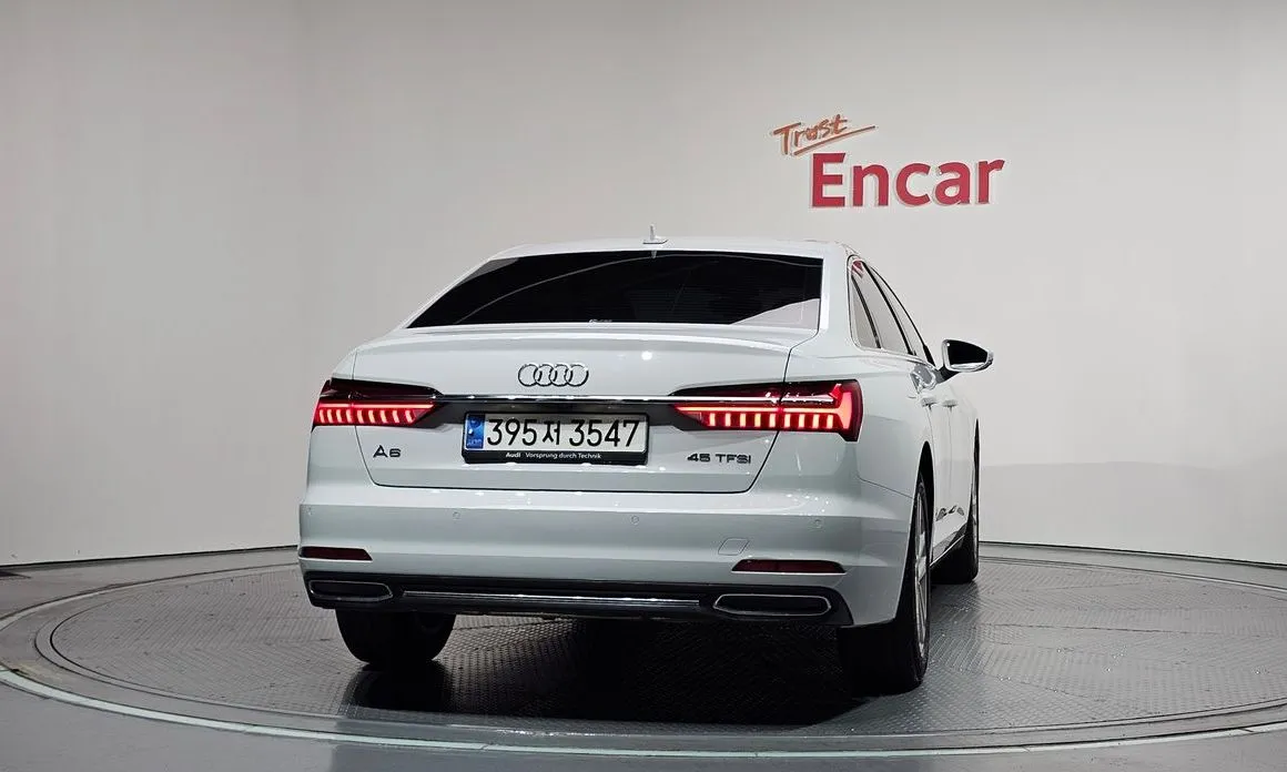 Audi A6 — фото 2