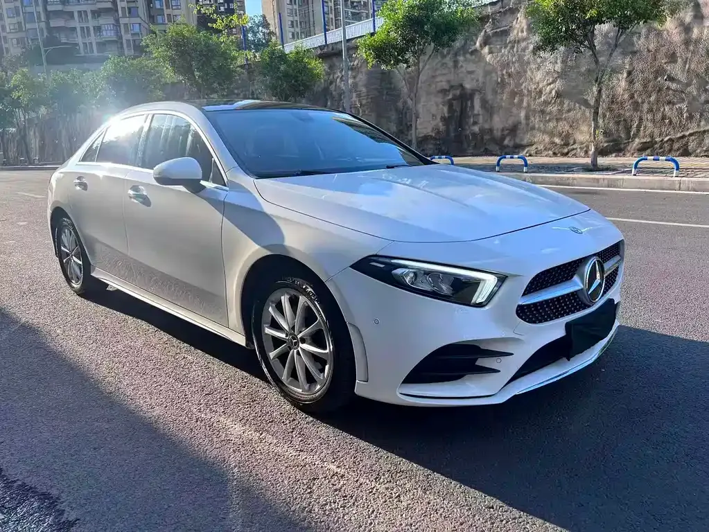 Mercedes-Benz A-Class — фото 10