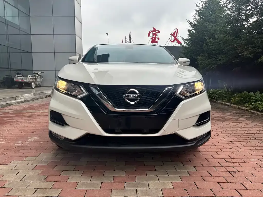 Nissan Qashqai — фото 3