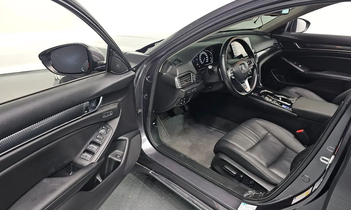 Honda Accord — фото 6