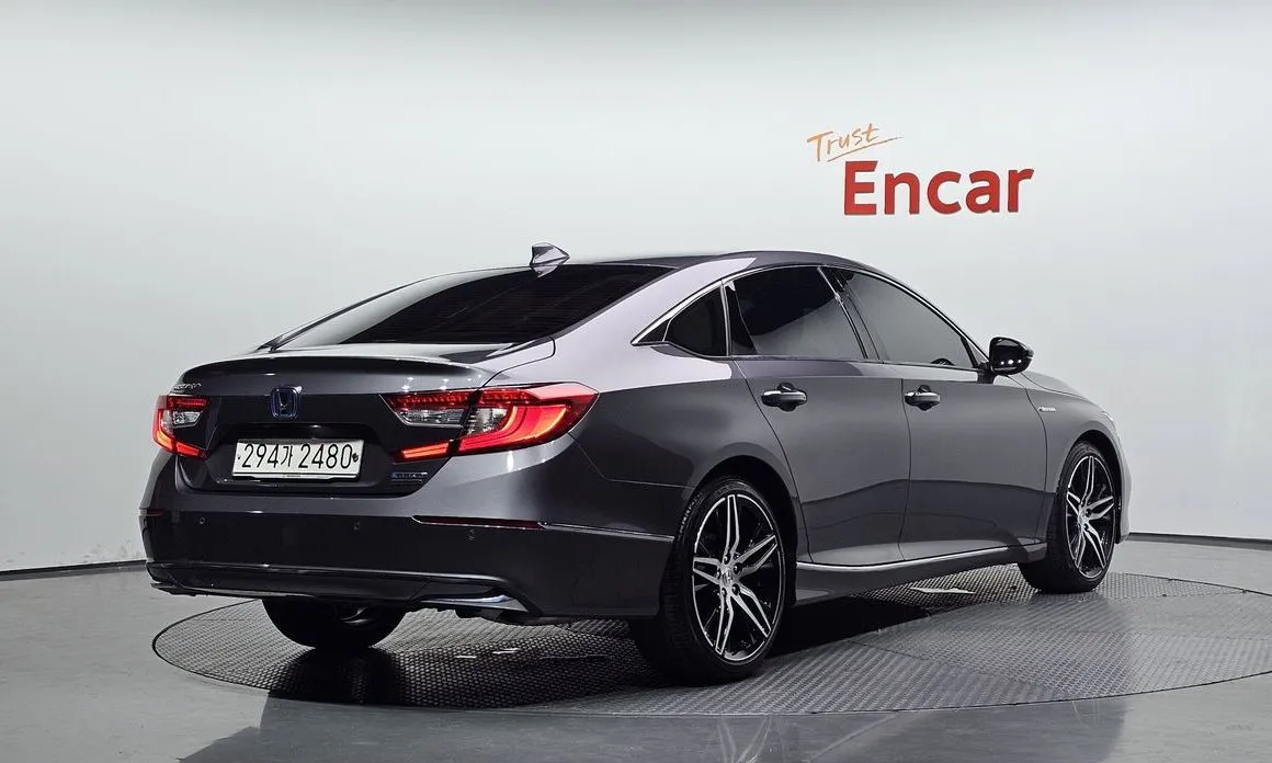 Honda Accord — фото 2