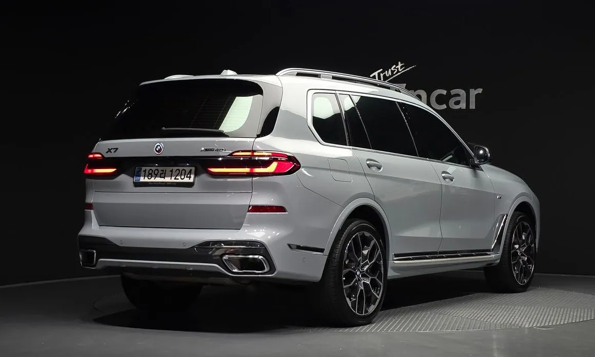 BMW X7 — фото 3