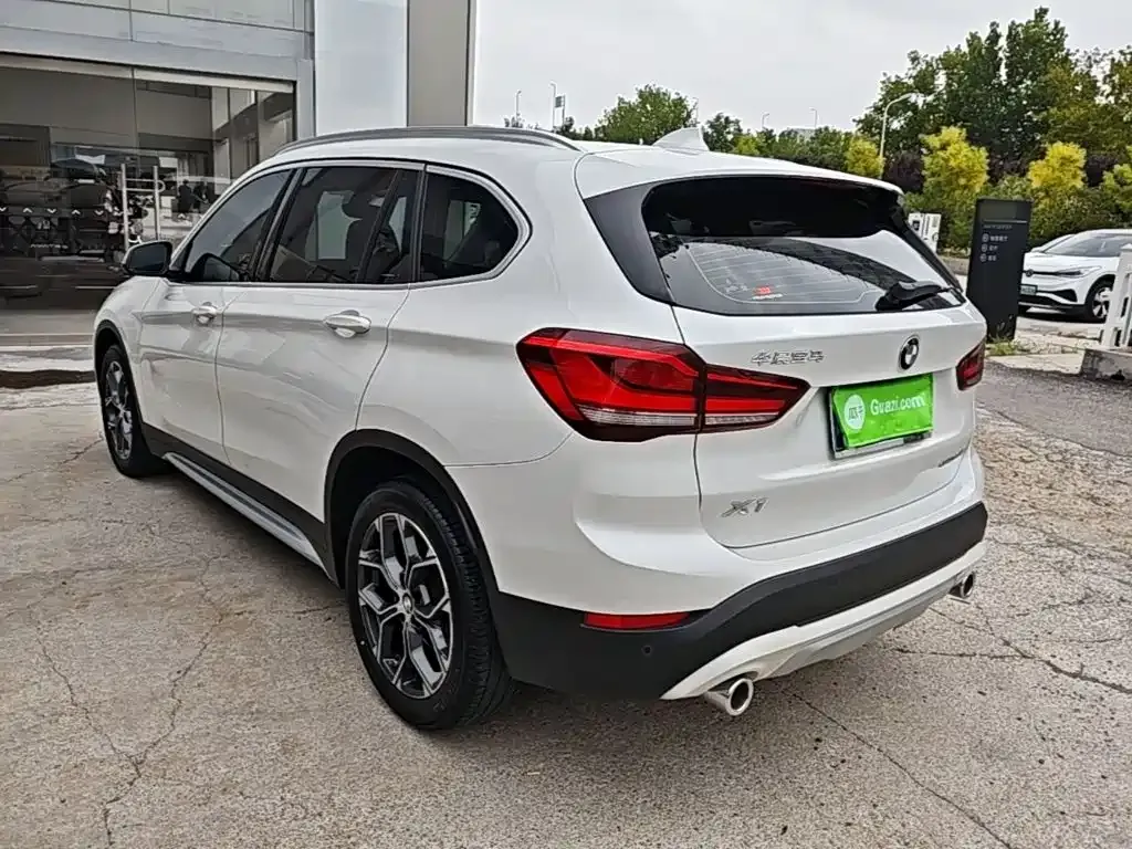 BMW X1 — фото 4