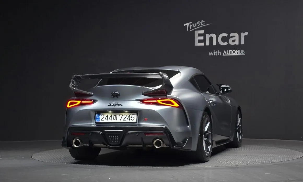 Toyota Supra — фото 2
