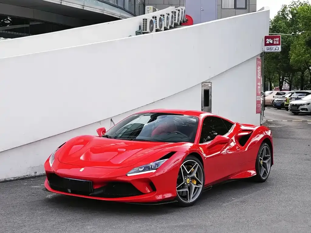 Ferrari F8 — фото 1