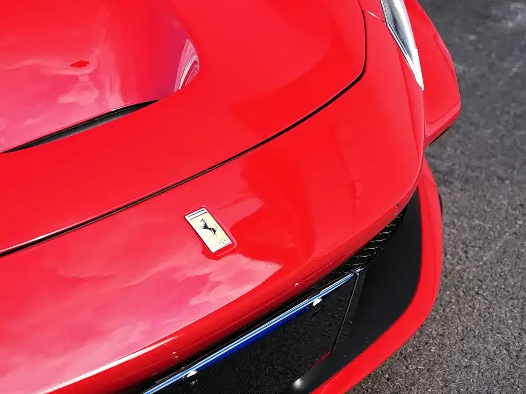 Ferrari F8 — фото 2