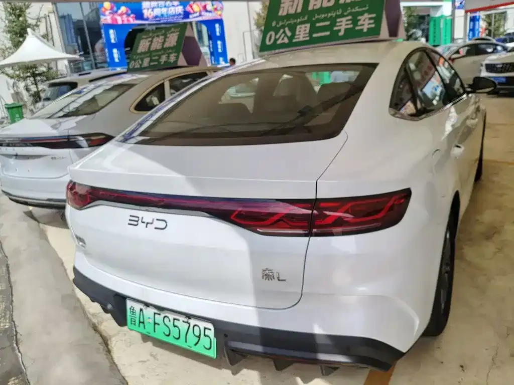 BYD Qin L — фото 5