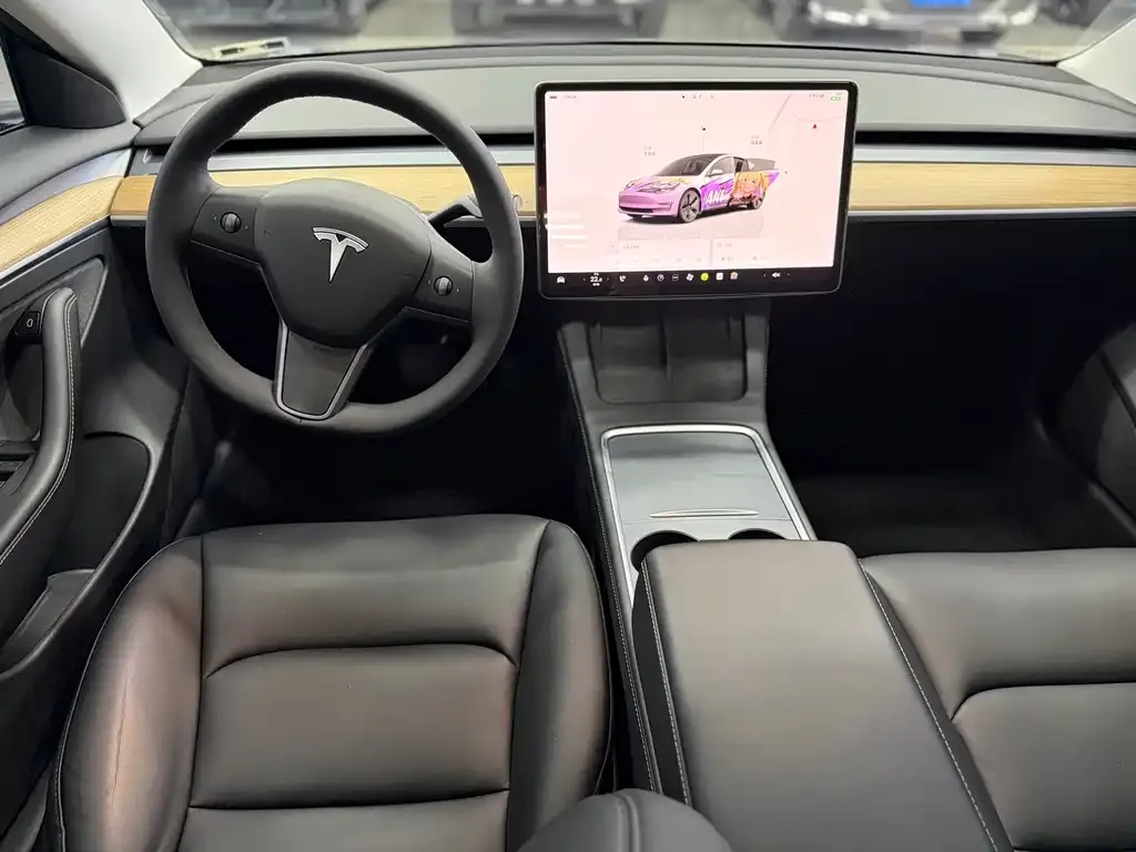 Tesla Model 3 — фото 6