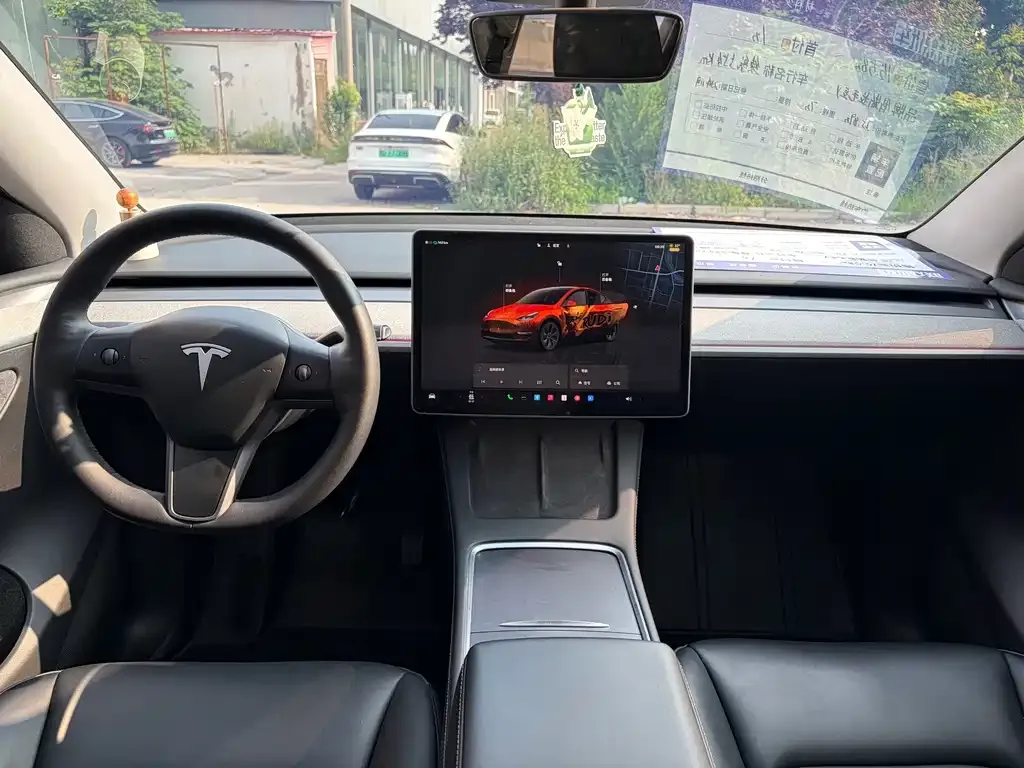 Tesla Model Y — фото 6