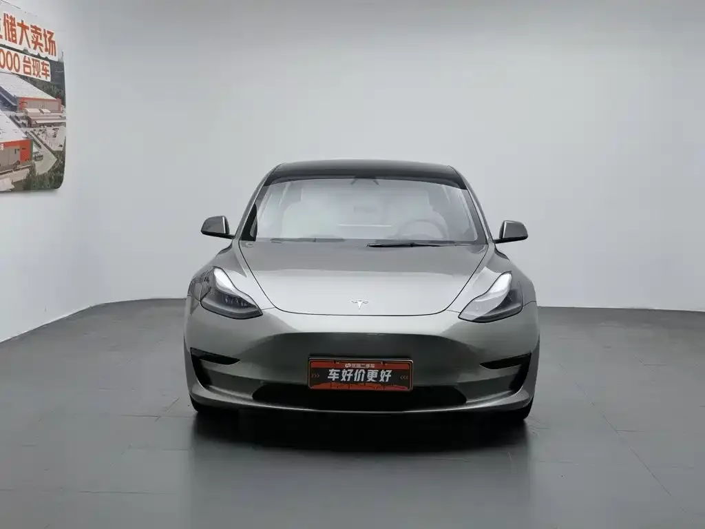 Tesla Model 3 — фото 4
