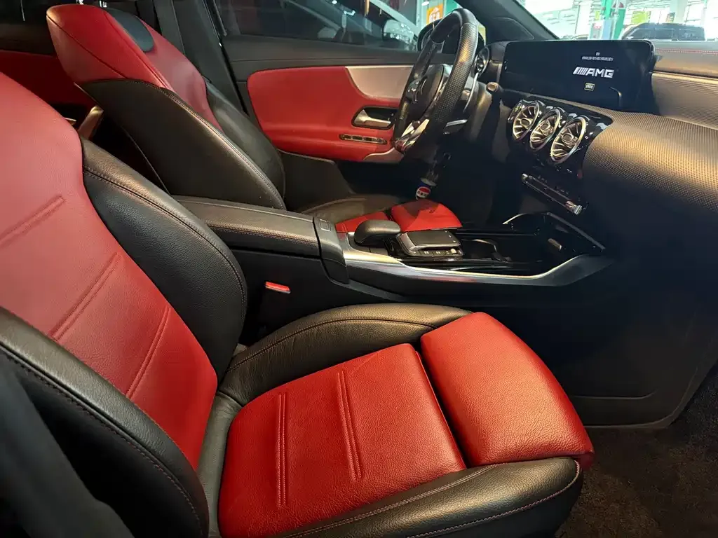 Mercedes-Benz A-Class AMG — фото 3