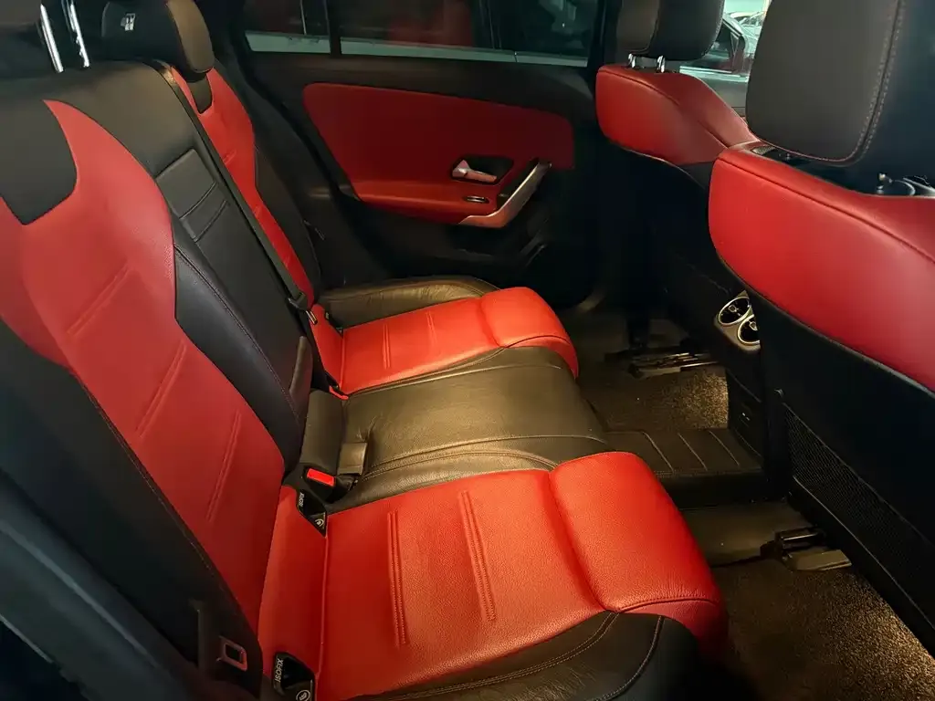 Mercedes-Benz A-Class AMG — фото 10