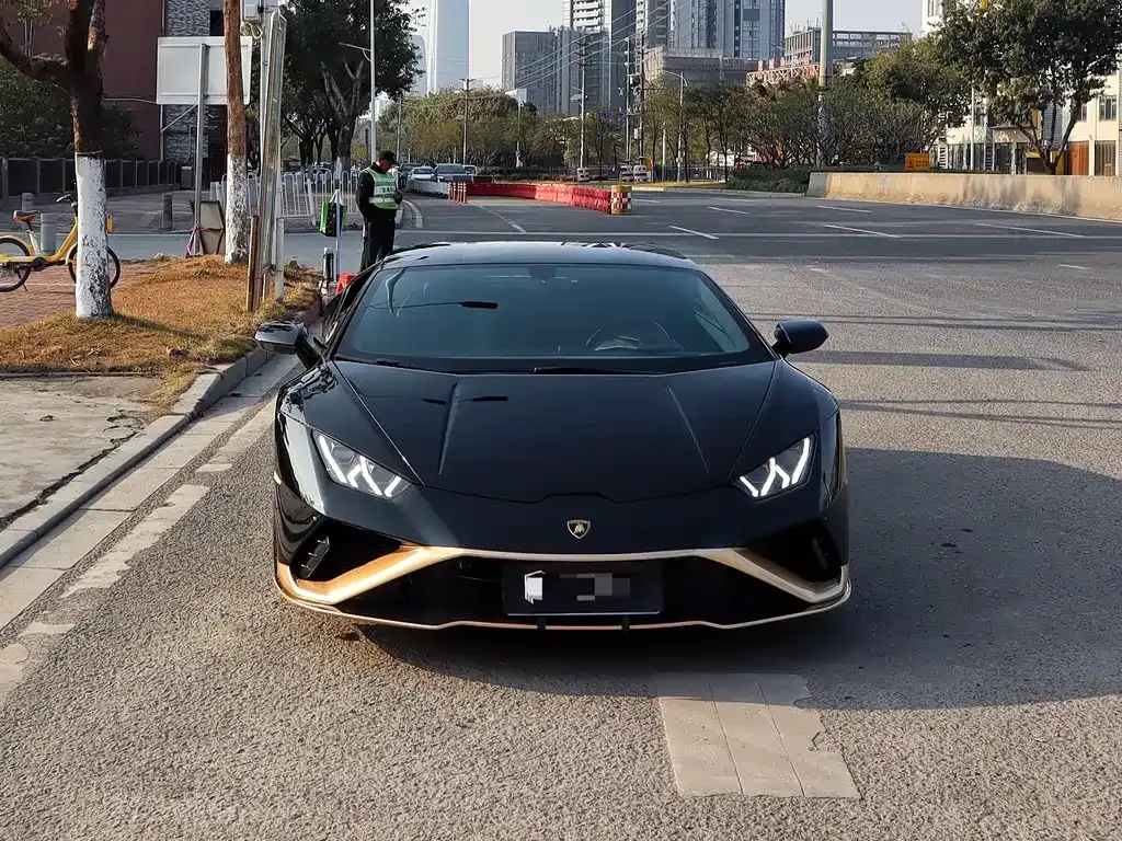 Lamborghini Huracan — фото 5