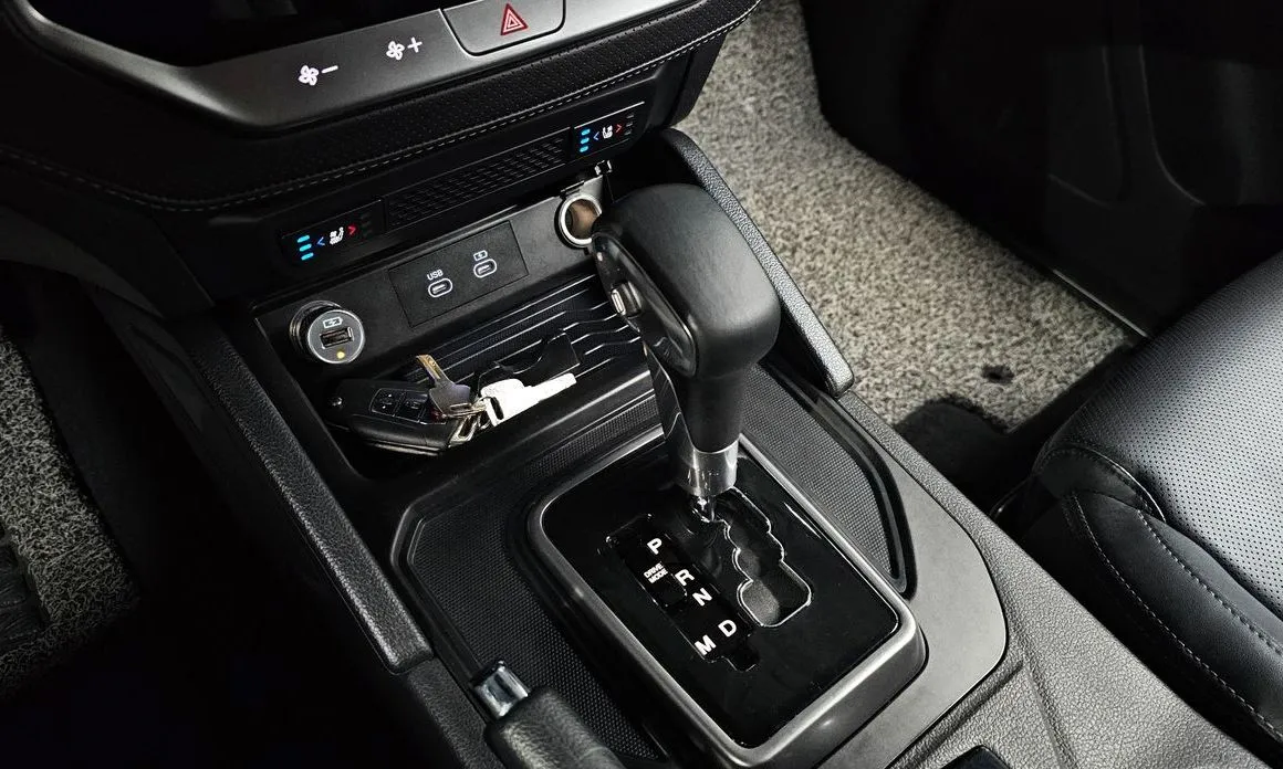KG Mobility (Ssangyong) Rexton — фото 10