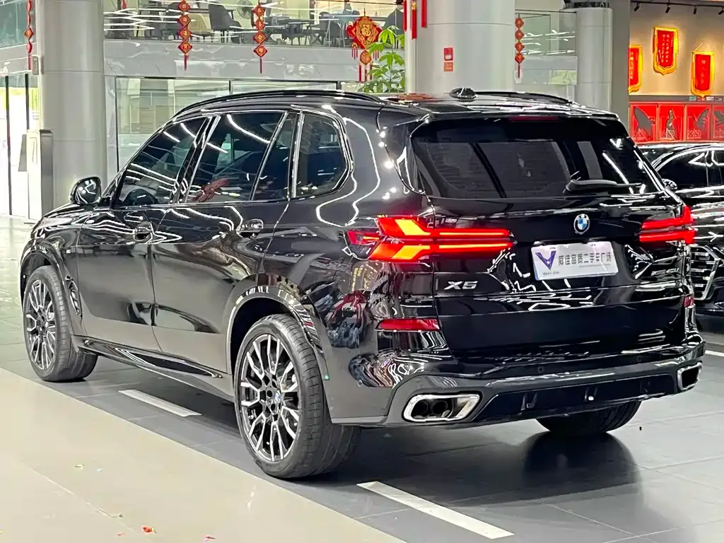 BMW X5 — фото 7
