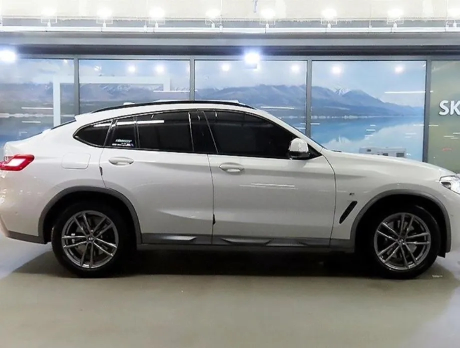BMW X4 — фото 6