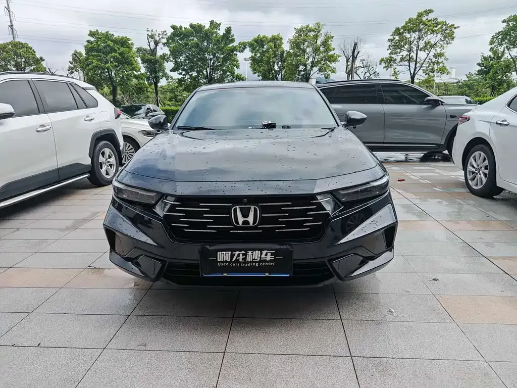 Honda Accord — фото 9