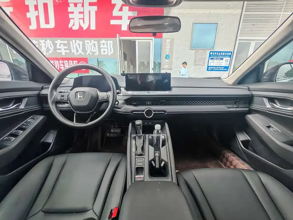 Honda Accord — фото 2