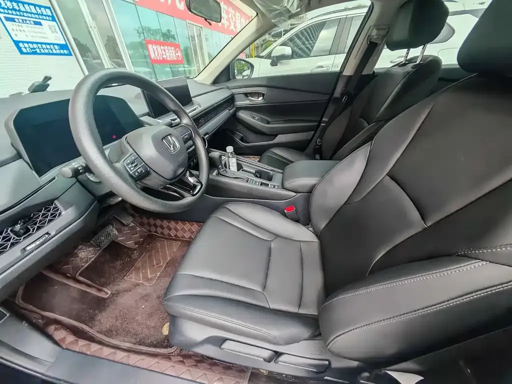 Honda Accord — фото 4
