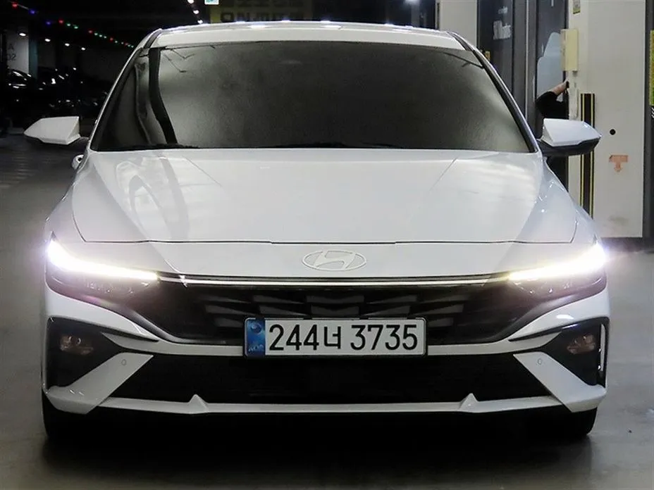 Hyundai AVANTE — фото 2