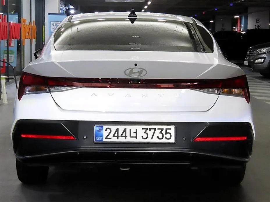 Hyundai AVANTE — фото 5