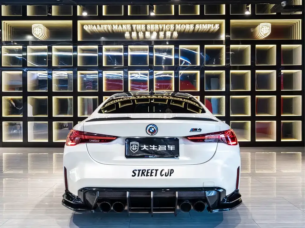 BMW M4 — фото 9