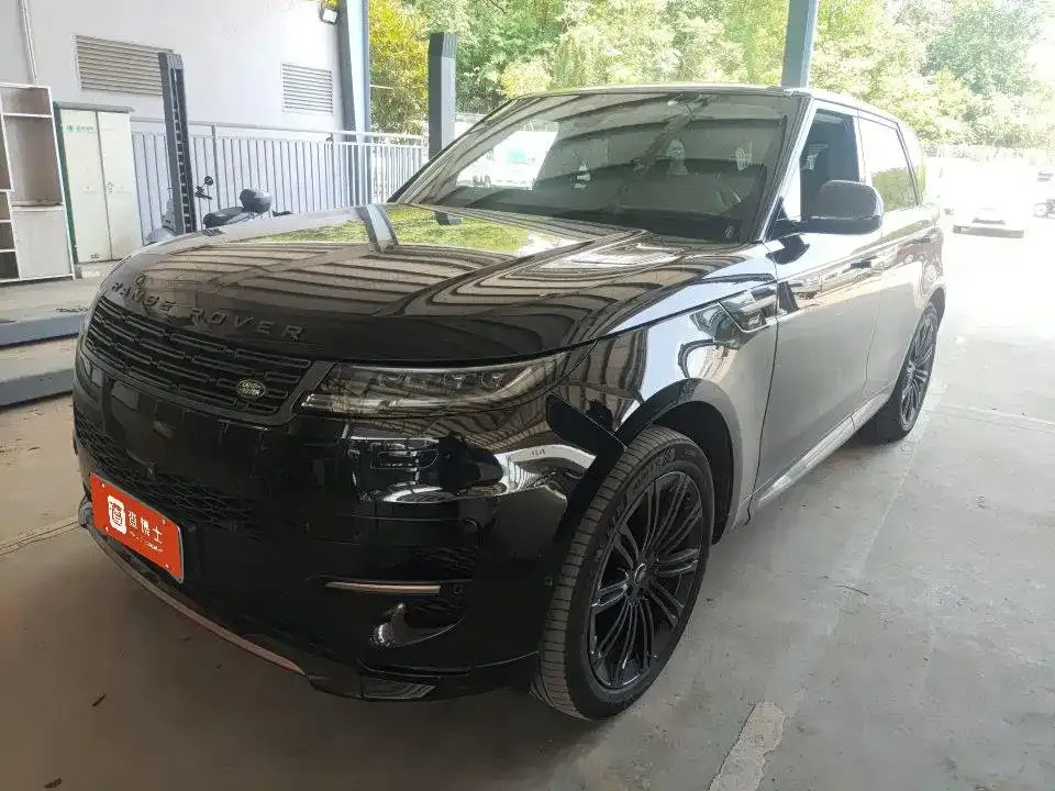 Land Rover Sport — фото 1