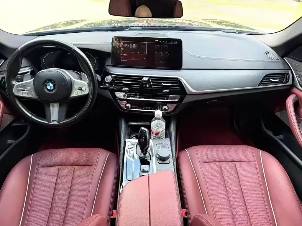 BMW 5 Series — фото 4