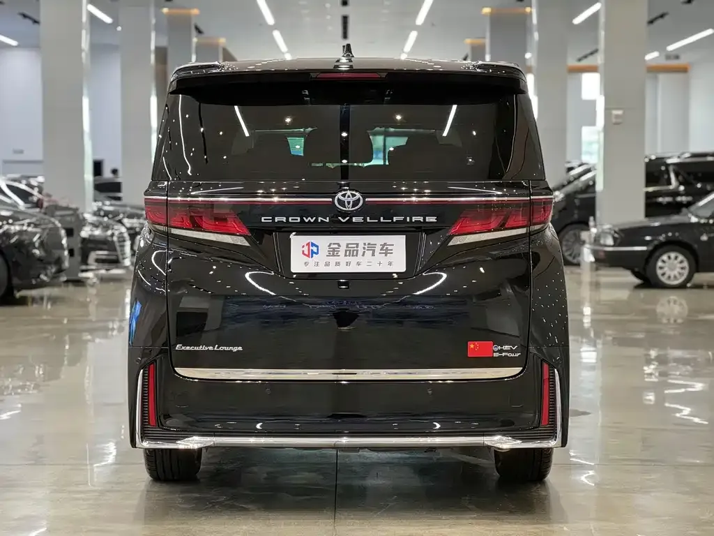 Toyota Vellfire — фото 7