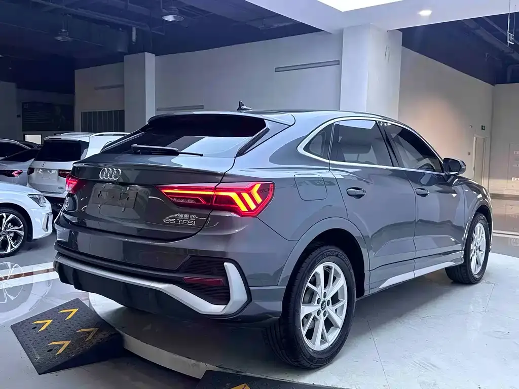 Audi Q3 Sportback — фото 5
