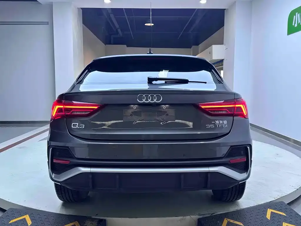 Audi Q3 Sportback — фото 4