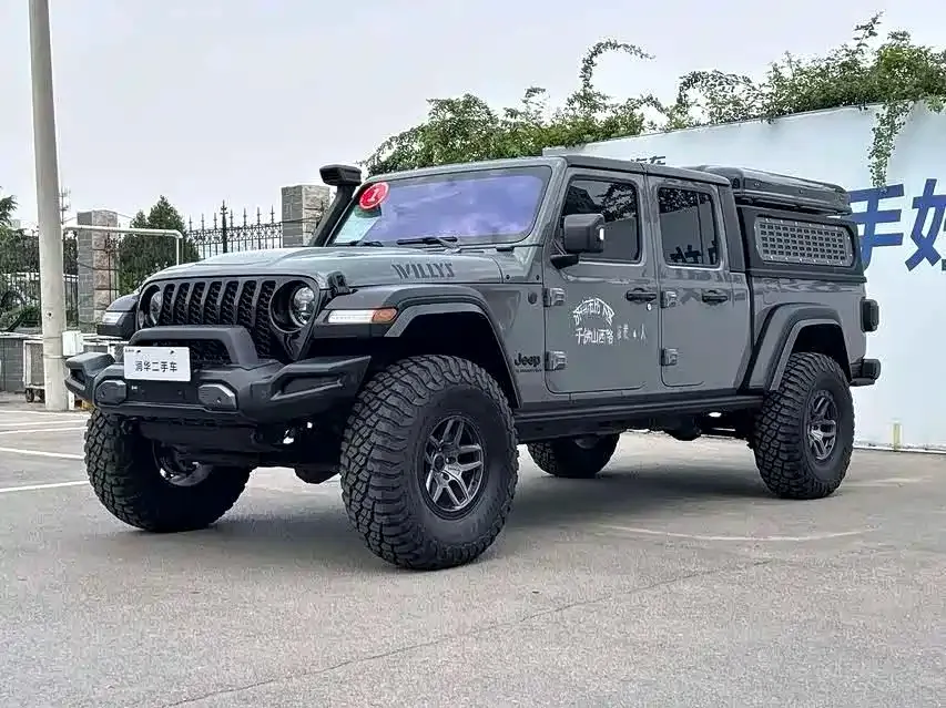 Jeep Gladiator — фото 1