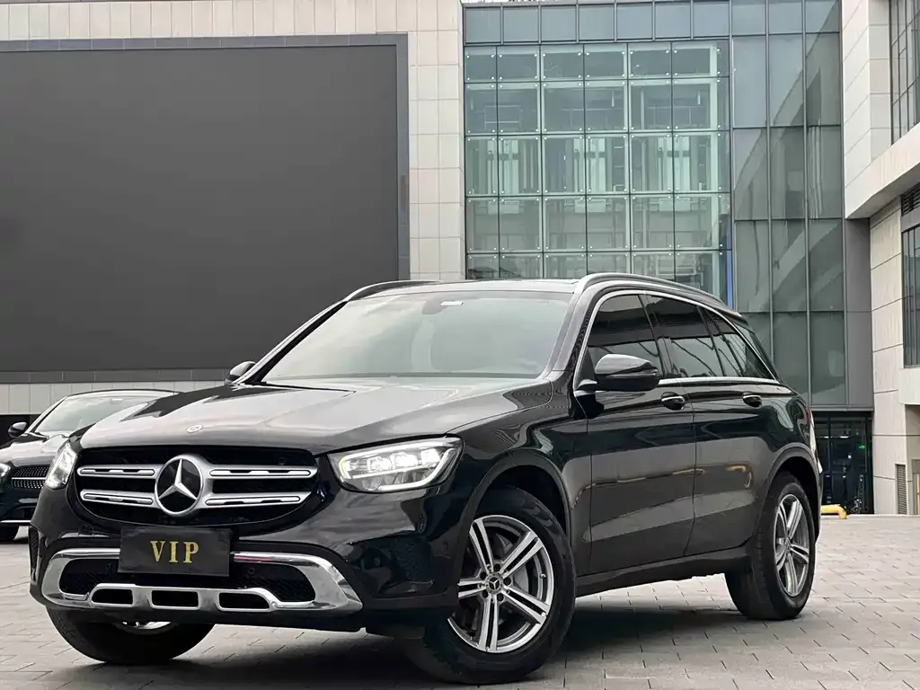 Mercedes-Benz GLC — фото 1