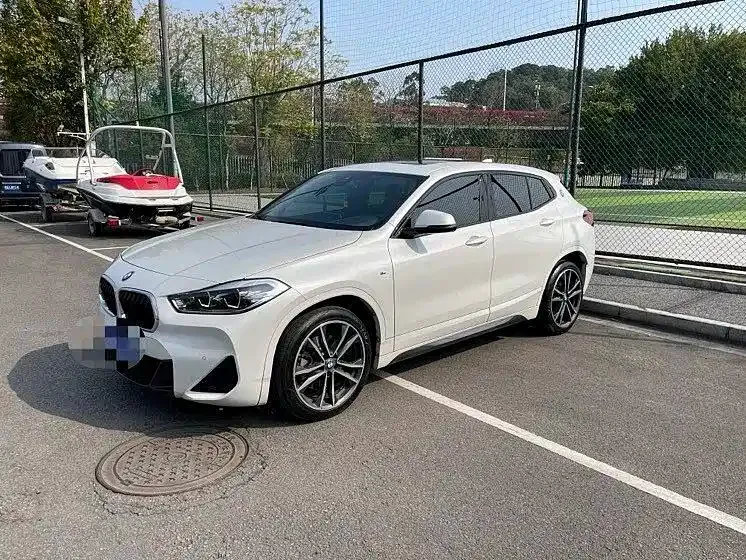BMW X2 — фото 1