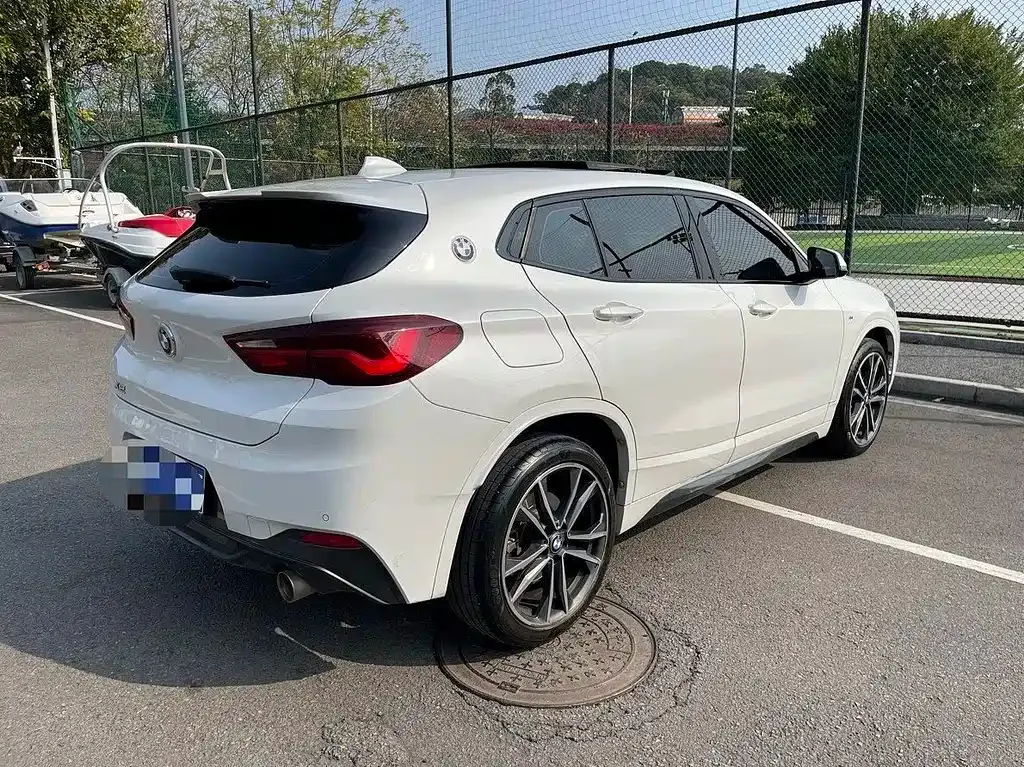 BMW X2 — фото 6