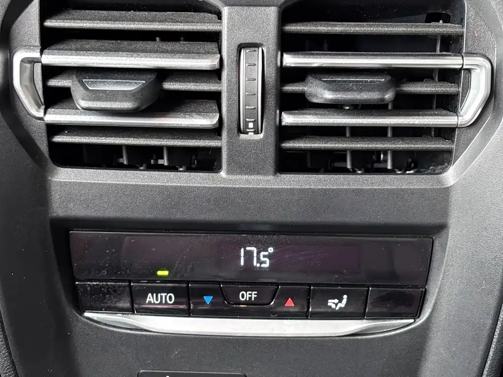 BMW i3 — фото 10