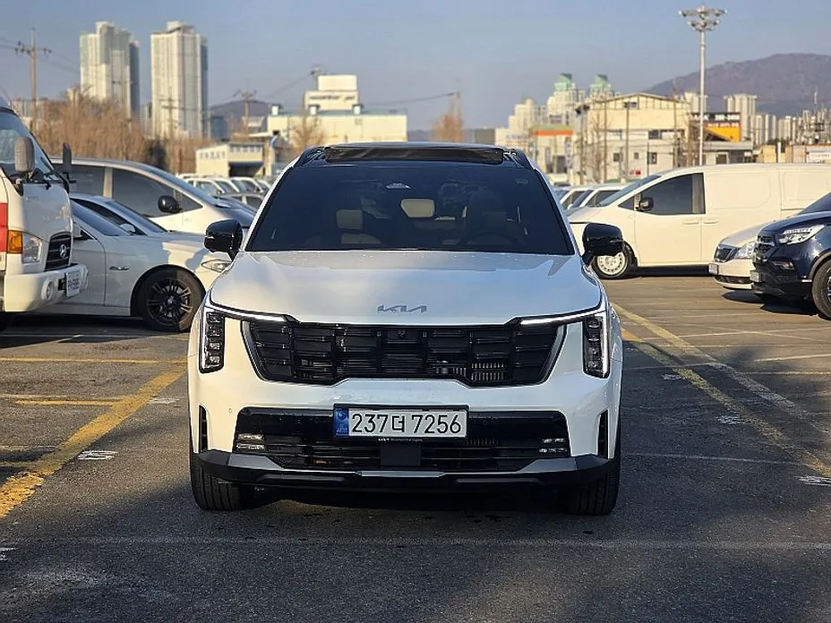Kia Sorento — фото 1