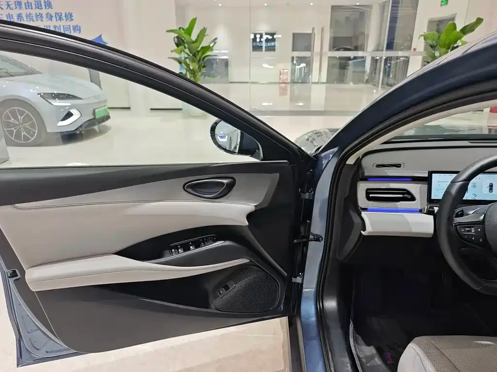 BYD Seal 06 DM-i Touring Edition — фото 10