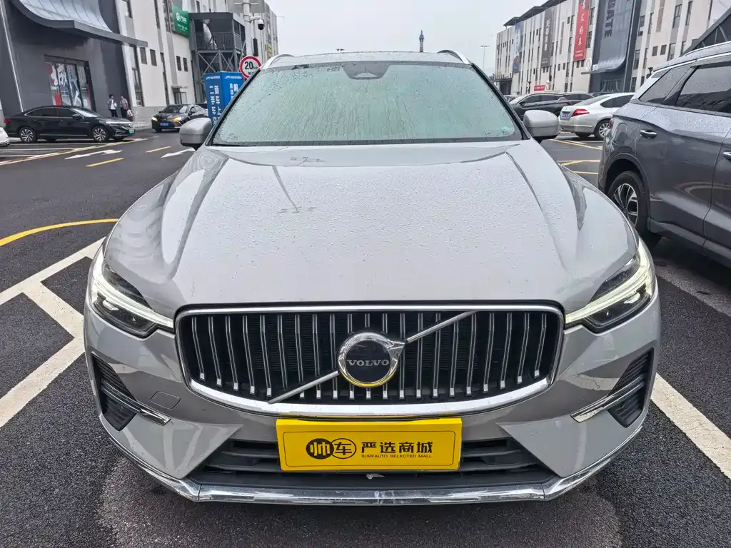 Volvo XC60 — фото 4