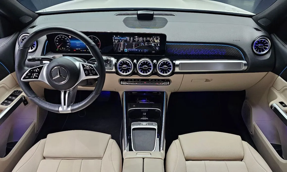 Mercedes-Benz GLB-Class — фото 10
