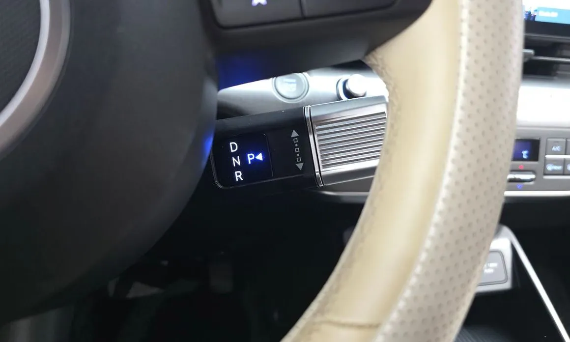 Hyundai Kona — фото 2