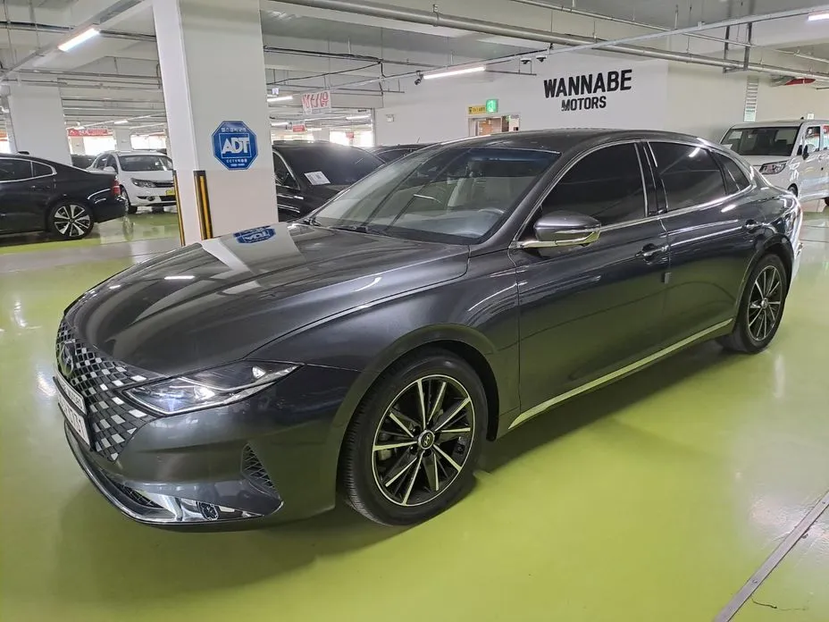 Hyundai Grandeur — фото 1