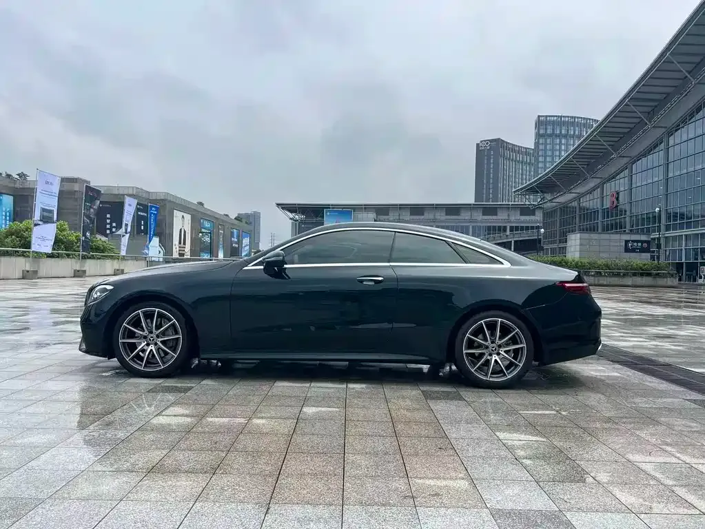 Mercedes-Benz E-Class (Import) — фото 6