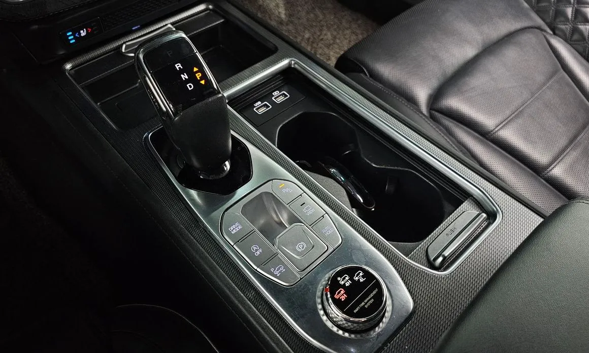 KG Mobility (Ssangyong) Rexton — фото 9