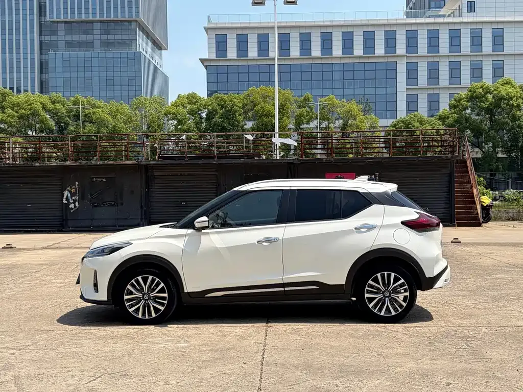 Nissan Kicks — фото 5