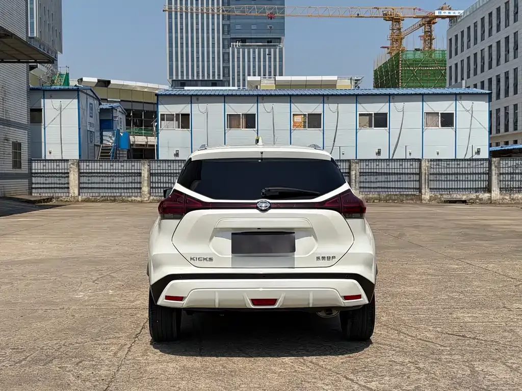 Nissan Kicks — фото 10