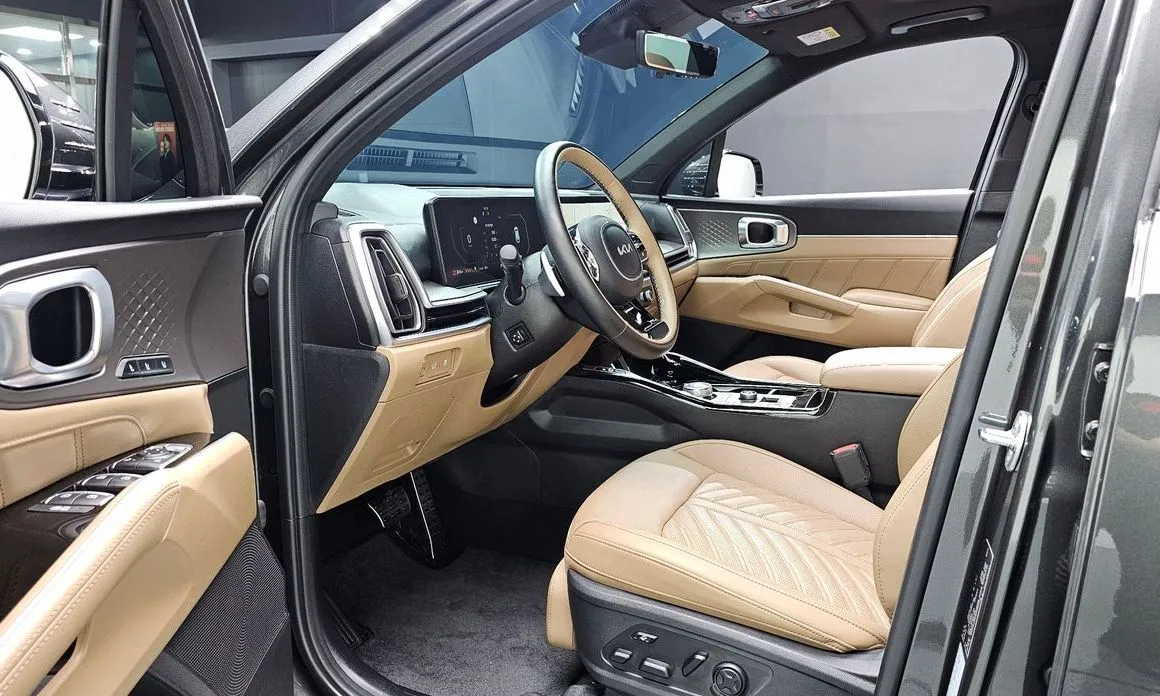 Kia Sorento — фото 6